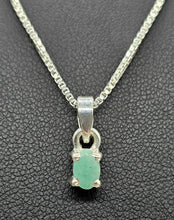 Load image into Gallery viewer, 1 Carat Emerald Pendant, Sterling Silver, May Birthstone, Stone of Inspiration - GemzAustralia 
