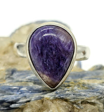 Load image into Gallery viewer, Charoite Ring, Size S, Pear Shaped, Swirls of Violet, Lavender &amp; Purple, Dream Stone - GemzAustralia 