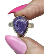Load image into Gallery viewer, Charoite Ring, Size S, Pear Shaped, Swirls of Violet, Lavender &amp; Purple, Dream Stone - GemzAustralia 