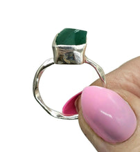 Load image into Gallery viewer, Rough Green Onyx Ring, Size Q, Sterling Silver, Hammered Band, Mix of Chalcedony - GemzAustralia 