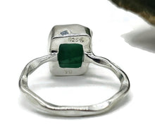 Load image into Gallery viewer, Rough Green Onyx Ring, Size Q, Sterling Silver, Hammered Band, Mix of Chalcedony - GemzAustralia 