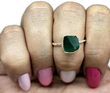 Load image into Gallery viewer, Rough Green Onyx Ring, Size Q, Sterling Silver, Hammered Band, Mix of Chalcedony - GemzAustralia 