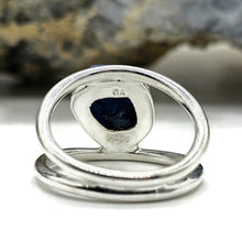 Load image into Gallery viewer, Rough Blue Apatite Ring, Size N, Sterling Silver, Raw Gemstone, Neon Blue Apatite - GemzAustralia 