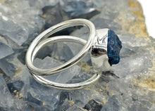Load image into Gallery viewer, Rough Blue Apatite Ring, Size N, Sterling Silver, Raw Gemstone, Neon Blue Apatite - GemzAustralia 