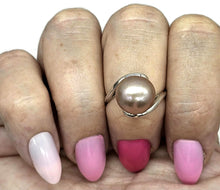 Load image into Gallery viewer, Edison Pearl Ring in a natural Metallic bronze Colour, Adjustable, Sterling Silver, Genuine - GemzAustralia 