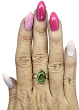 Load image into Gallery viewer, Green Turquoise Ring, Size R 1/2, Sterling Silver, Oval Shaped, Copper Mojave Turquoise - GemzAustralia 