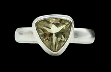 Load image into Gallery viewer, Trillion Faceted Lemon Quartz Ring, 925 Sterling Silver, Size 6, Solitaire Ring, Mental Clarity, Confidence Stone - GemzAustralia 