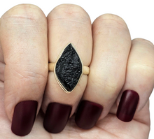Load image into Gallery viewer, Black Tektite Ring, Size 5.75, Sterling Silver, Meteorite Stone, Aries &amp; Cancer Zodiac, Extraterrestrial Origin - GemzAustralia 
