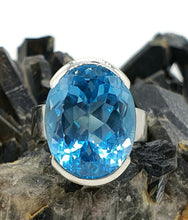 Load image into Gallery viewer, Blue Topaz Ring, size 8.5, sterling silver, 22 carats, oval shaped - GemzAustralia 