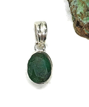 Load image into Gallery viewer, Emerald Pendant, Sterling Silver, May Birthstone, Oval Faceted, Natural Gemstone - GemzAustralia 